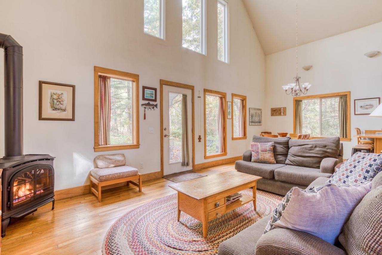 Wildwood Cabin Welches Bagian luar foto