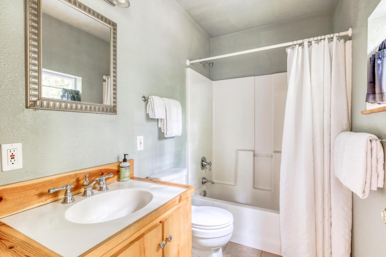 Wildwood Cabin Welches Bagian luar foto